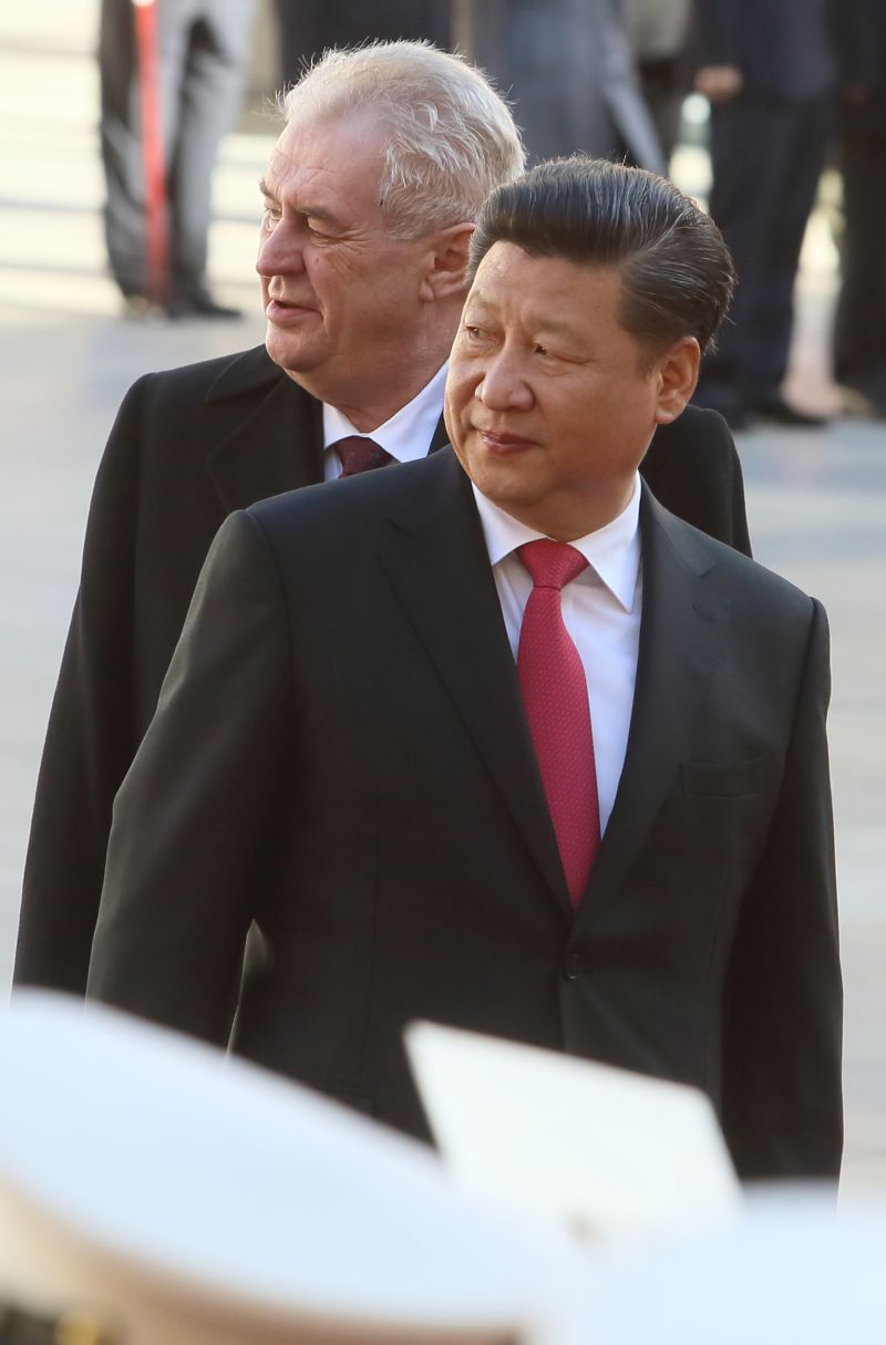 Čínský prezident Si Ťin-pching a česká hlava státu Miloš Zeman v Praze. 