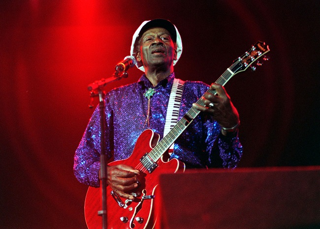 Zpěvák, kytarista a skladatel Chuck Berry.