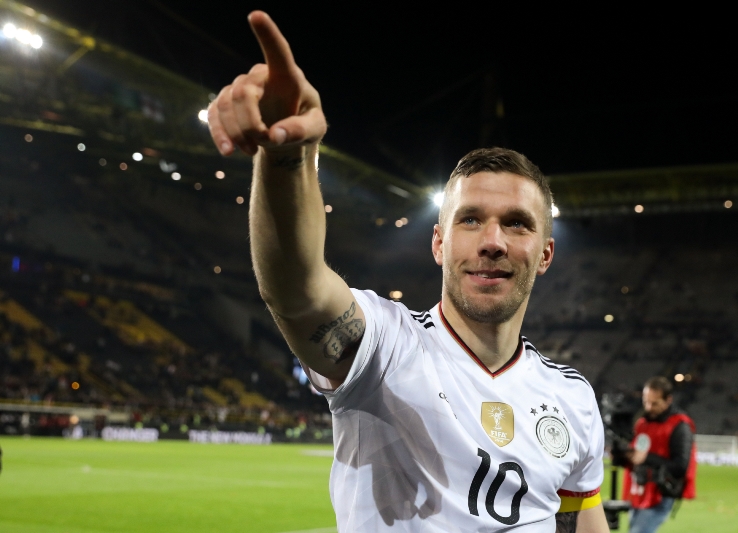 Lukas Podolski si užil velmi důstojné loučení.