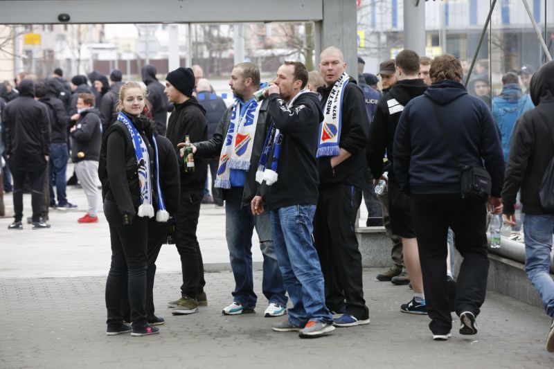 Fotbaloví fanoušci Ostravy i Opavy se střetli v několika soubojích ve městě.