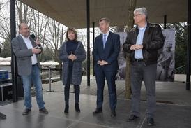 Slavnostní otevření 86. sezony Zoo Praha proběhlo za účasti primátorky hlavního města Prahy Adriany Krnáčové a ministra financí Andreje Babiše (druhý zprava).
