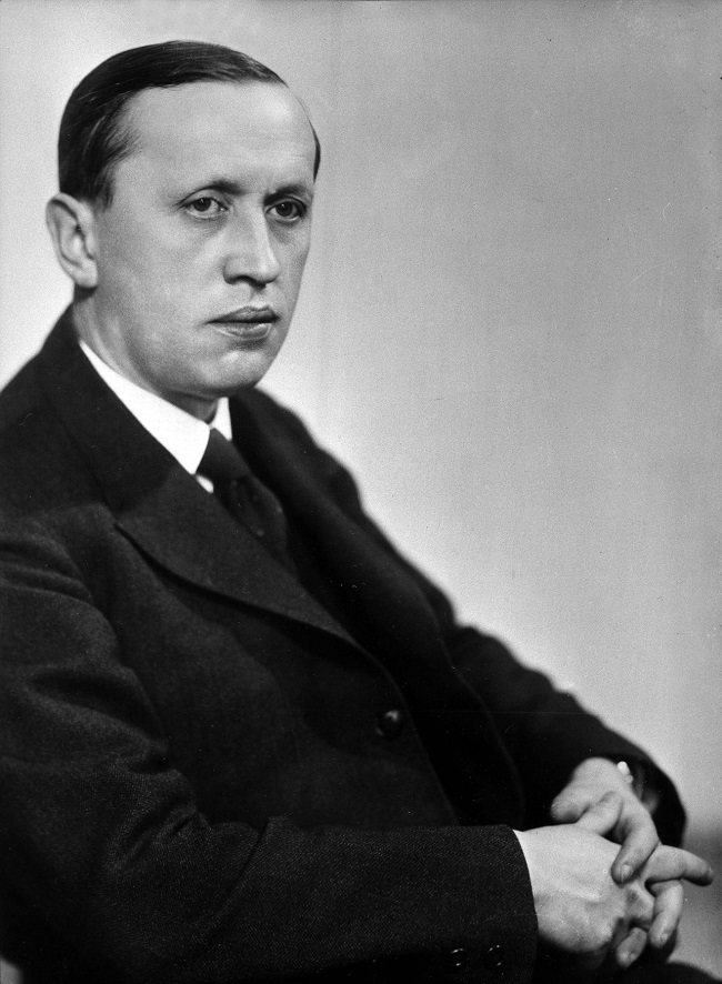 Spisovatel a novinář Karel Čapek.