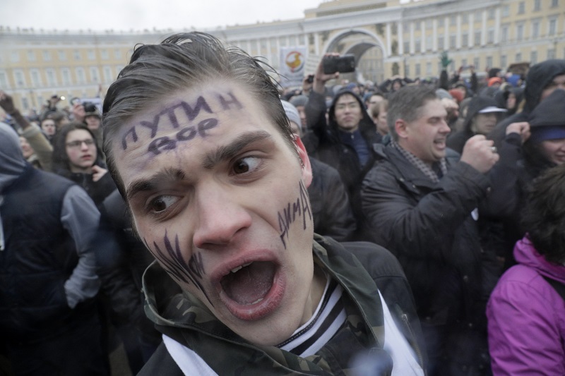Ruský protestující. 