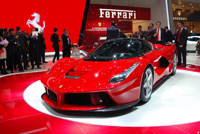 Luxusní vůz značky, kterou založil Enzo Ferrari a nese také jeho jméno.
