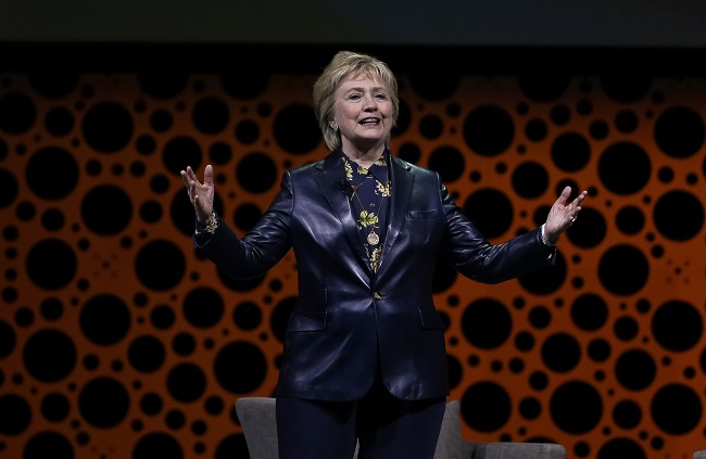 Hillary Clintonová. Hillary Clintonová.