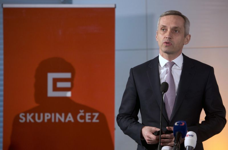 Zástupce generálního ředitele pro rozvoj a ředitel divize nová energetika a distribuce Tomáš Pleskač vystoupil 21. března na tiskové konferenci v Praze k hospodářských výsledkům energetické společnosti ČEZ za rok 2016.