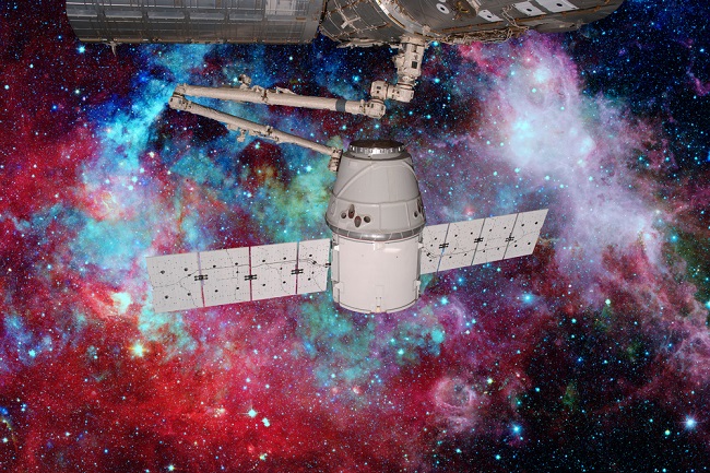 Zásobovací loď Dragon společnosti SpaceX.