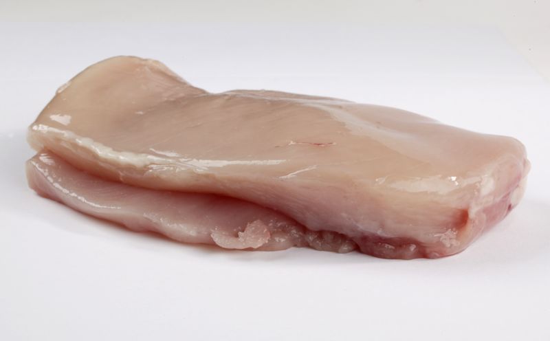 Bakterie salmonely byla zjištěna u dovezených kuřecích prsou z Brazílie.