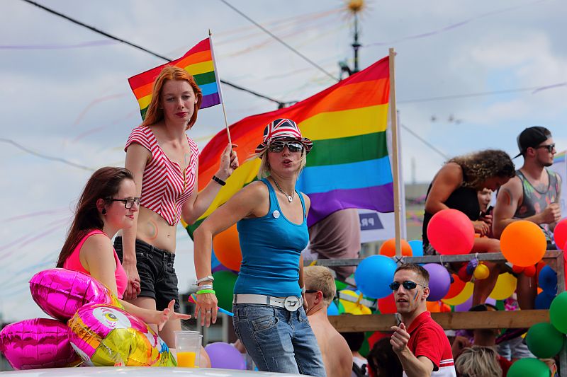 Účastníci pochodu Prague Pride v roce 2016.