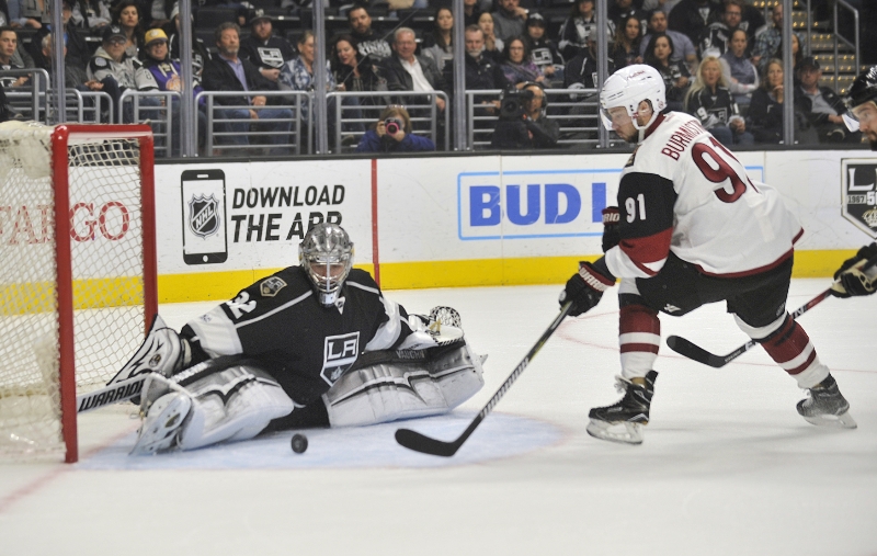 Jonathan Quick se proti Arizoně blýskl.
