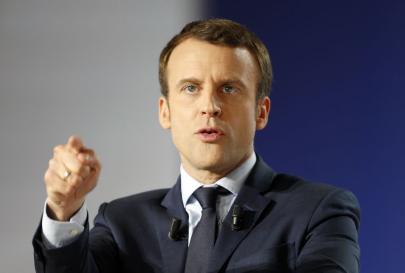 Emmanuel Macron je favoritem francouzských prezidentských voleb.
