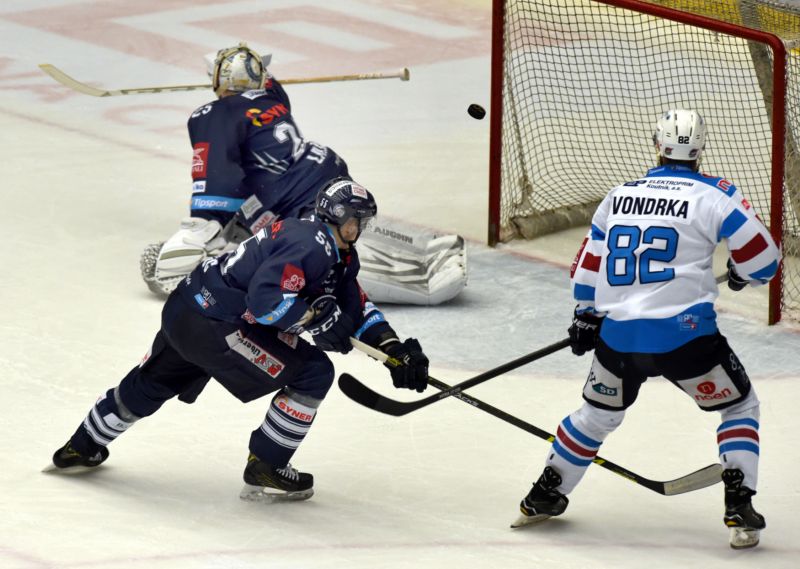 Třetí semifinále hokejové extraligy mezi Libercem a Chomutovem 