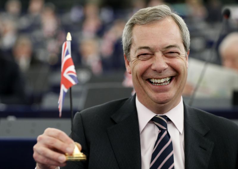 Předseda britské strany pro nezávislost (UKIP) Nigel Farage.