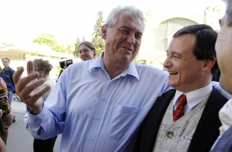 Prezident republiky Miloš Zeman a David Rath tehdy jako ministr zdravotnictví v roce 2006.