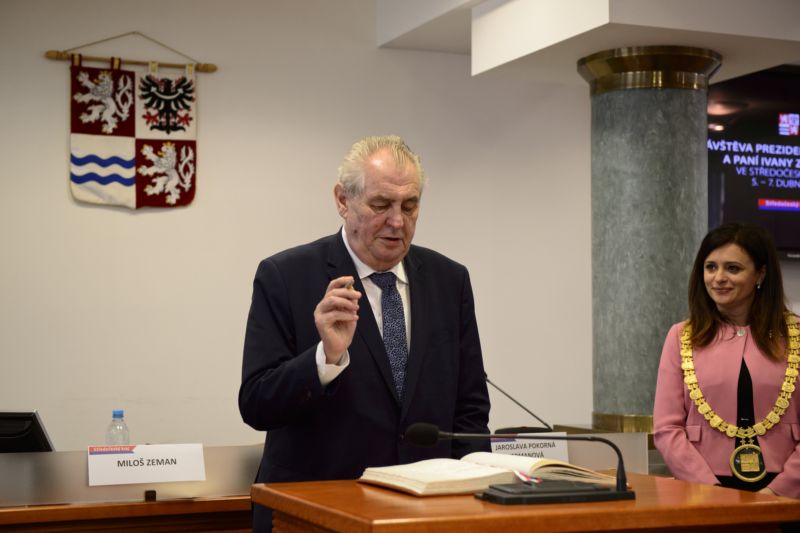 Prezident republiky Miloš Zeman a hejtmanka Středočeského kraje Jaroslava Pokorná Jermanová.