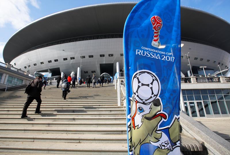 FIFA doplatila na korupční skandál a špatné investice.