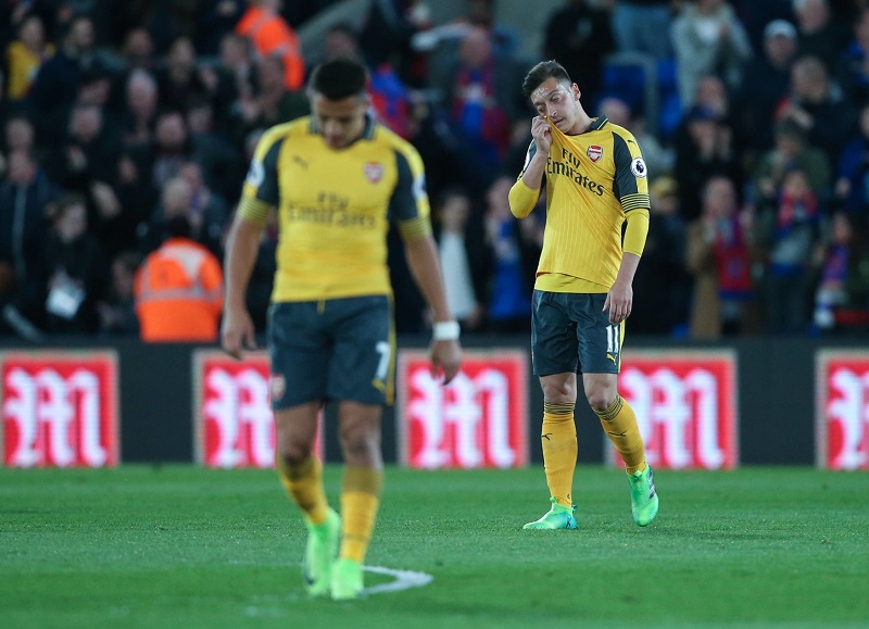 Arsenalu se derby s Crystal Palace vůbec nepovedlo.