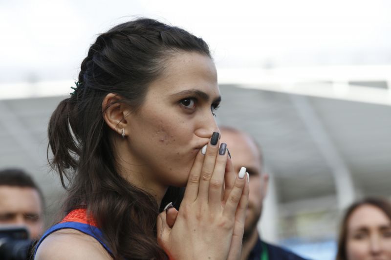Maria Kučinová má povoleno závodit. Maria Kučinová má povoleno závodit.