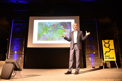 Vladimír Finsterle, majitel Lékárny.cz, vystoupil ve středu 5.4. na konferenci Život na hraně.