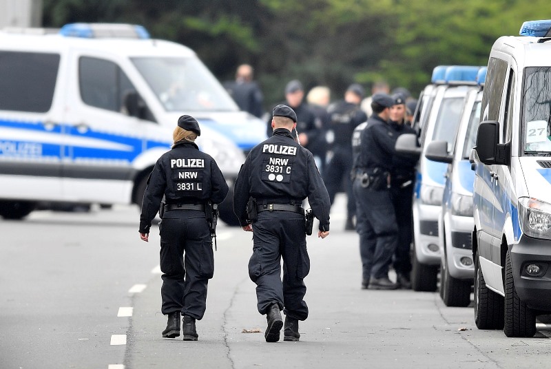 Dortmundská policie vyšetřuje úterní čin jako teroristický. Dortmundská policie vyšetřuje úterní čin jako teroristický.