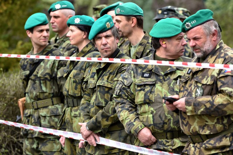 Vojáci Armády České republiky.