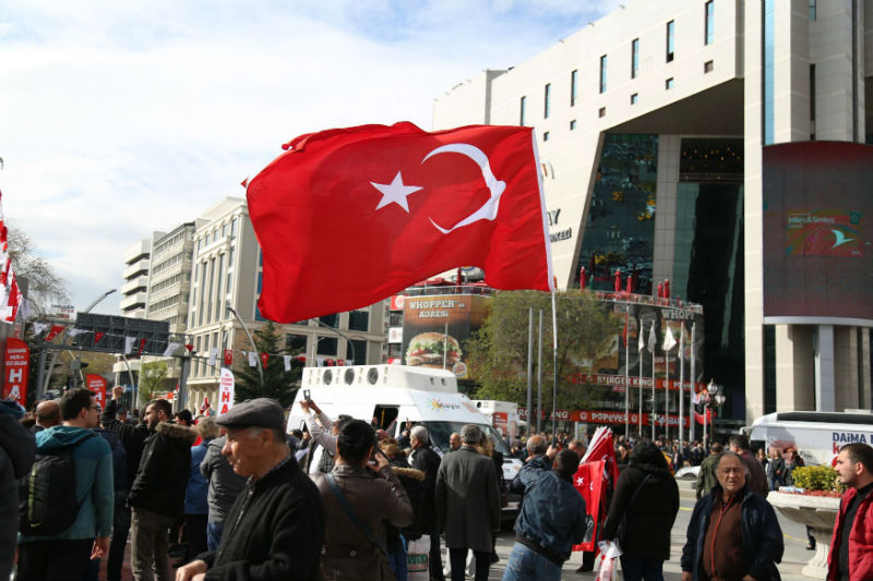 Protesty proti výsledku referenda probíhaly v Istanbulu (ilustrační foto). 
