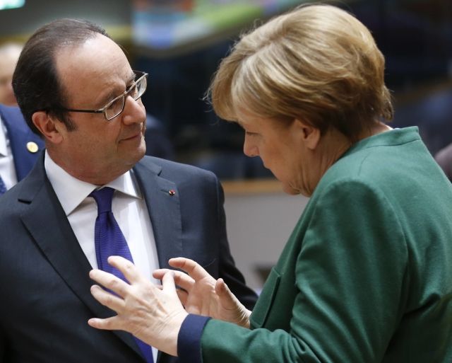 Francouzský prezident François Hollande a Angela Merkelová.