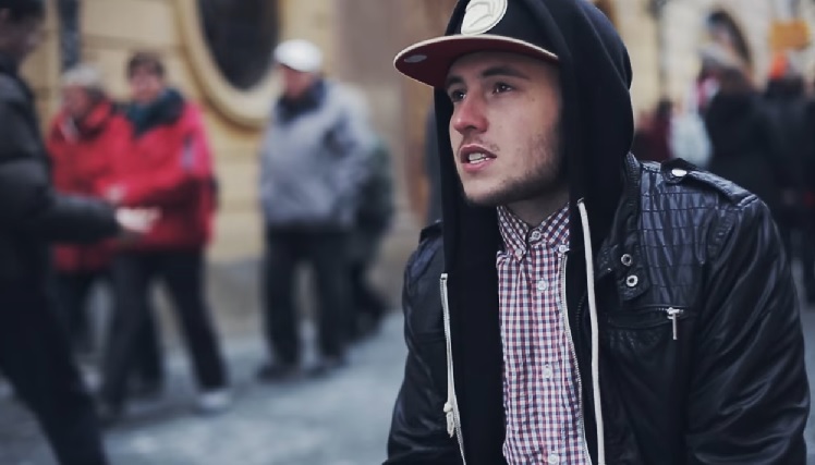 Představí se i hiphopové duo Atmo music.