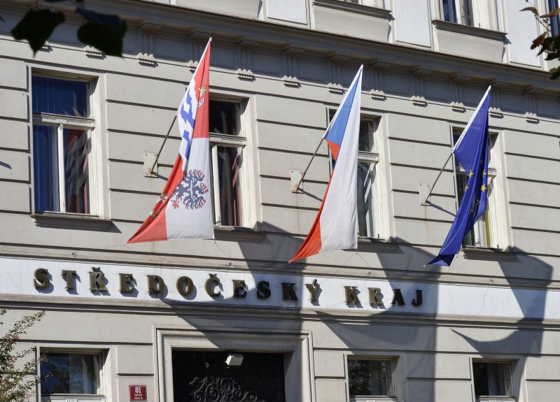 Budova středočeského krajského úřadu v Praze.