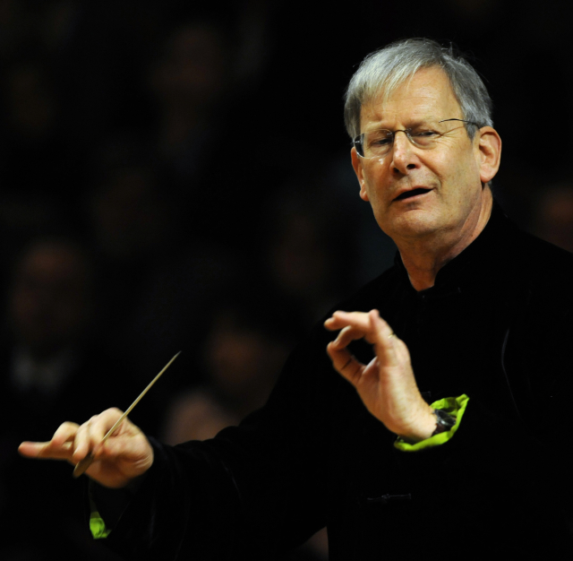 Světoznámý britský dirigent sir John Eliot Gardiner v Praze s Českou filharmonií.