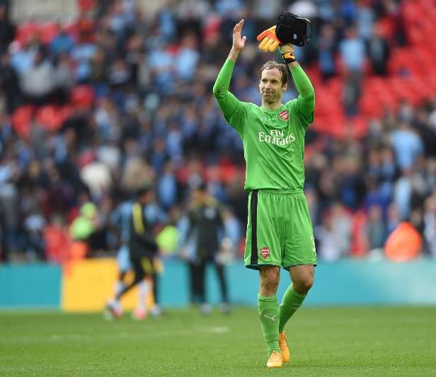 Petr Čech věří, že Arsenal závěr sezony zvládne. Petr Čech věří, že Arsenal závěr sezony zvládne.