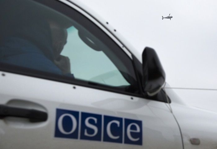 OBSE začne vyšetřovat incident, při kterém na Ukrajině zemřel člen její mise. OBSE začne vyšetřovat incident, při kterém na Ukrajině zemřel člen její mise.
