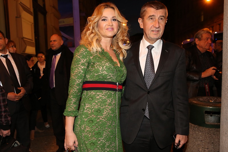 Ministr financí Andrej Babiš s partnerkou Monikou.