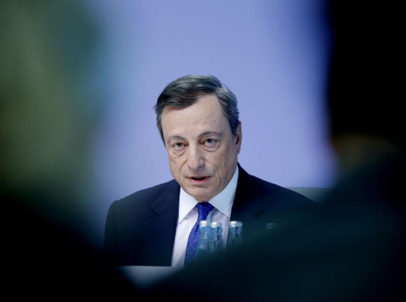 Šéf ECB Mario Draghi. Šéf ECB Mario Draghi.