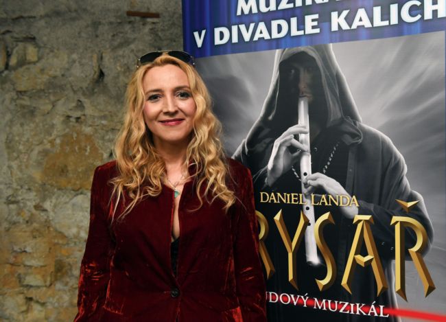 Nový Krysař bude v režii Mirjam Landy. 