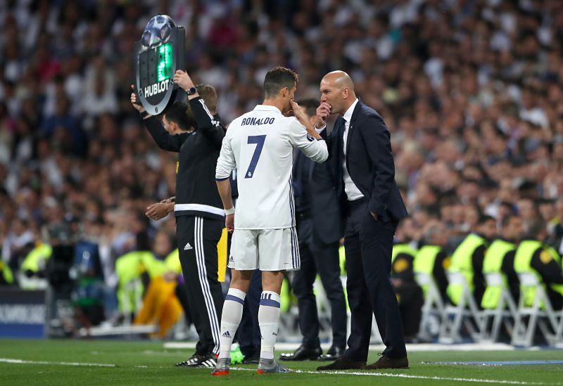 Harmonická dvojice Zidane a Ronaldo táhne Real za titulem.