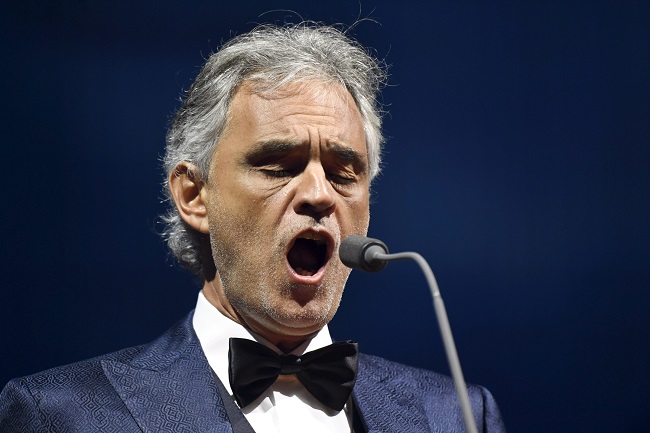Italský tenorista Andrea Bocelli.