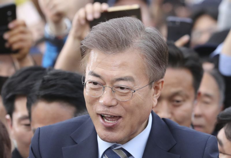 Kandidát na prezidenta Lee Jin-man. Kandidát na prezidenta Lee Jin-man.