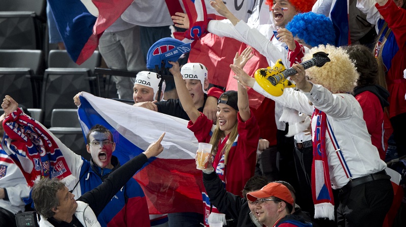 Čeští fanoušci si šampionát neskutečně užívají. Čeští fanoušci si šampionát neskutečně užívají.