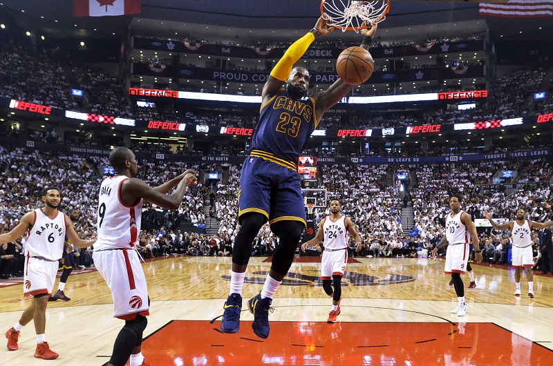 Americký basketbalista LeBron James.