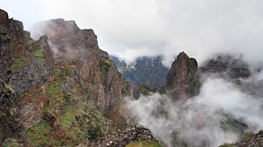 Přechod mezi Pico do Ariero a Pico Ruivo.