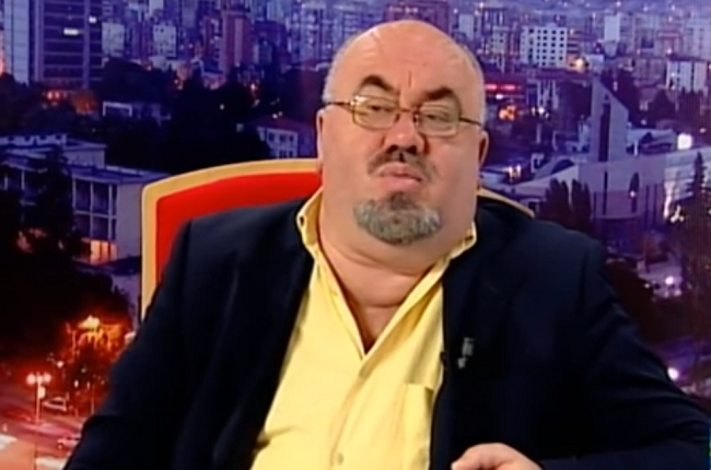 Novinář Kastriot Myftaraj. Novinář Kastriot Myftaraj.