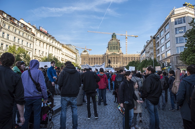 Václavské náměstí při demonstraci proti Babišovi. Václavské náměstí při demonstraci proti Babišovi.