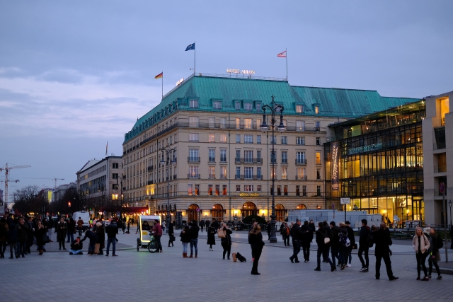 Hotel Adlon. Hotel Adlon.