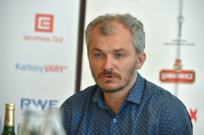 Umělecký ředitel karlovarského filmového festivalu Karel Och. Umělecký ředitel karlovarského filmového festivalu Karel Och.