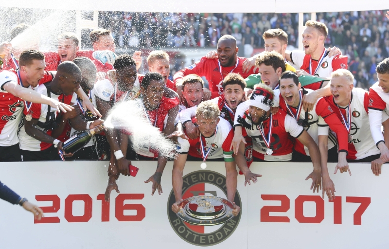 Fotbalisté Feyenoordu Rotterdam se po osmnácti letech dočkali.