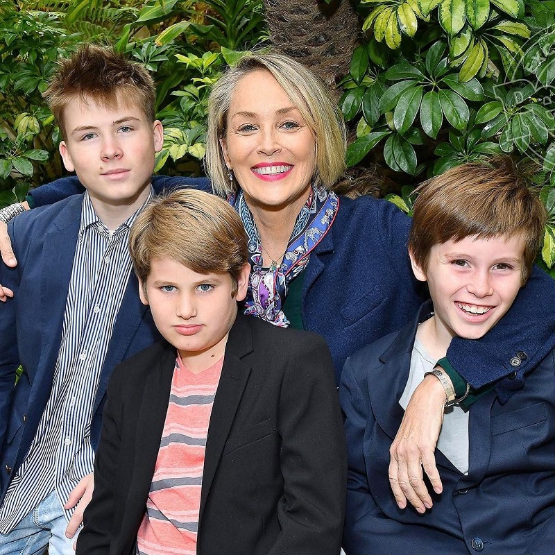 Sharon Stone se syny.