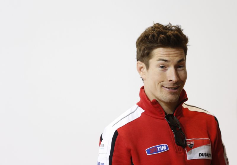 Nicky Hayden byl po srážce s autem převezen s vážnými zraněními do nemocnice.