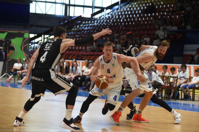 Basketbalisté Nymburka jsou suverénní i v play-off.