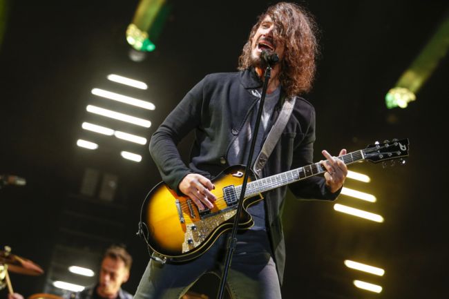 Rockový zpěvák Chris Cornell.